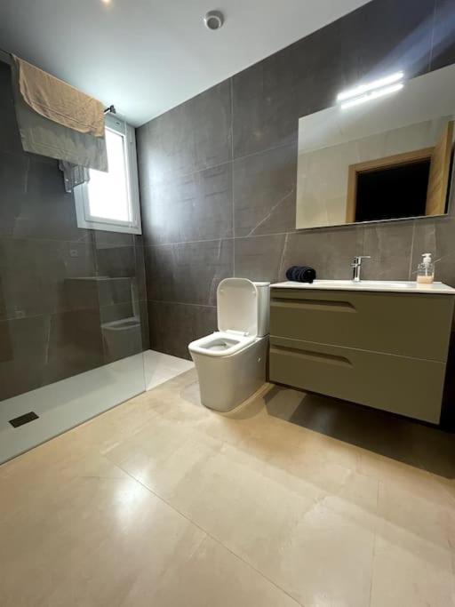 Belle Villa Contemporaine Piscine Privee เอมปูเรียบราบา ภายนอก รูปภาพ